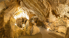  La vallée des grottes de Saulges